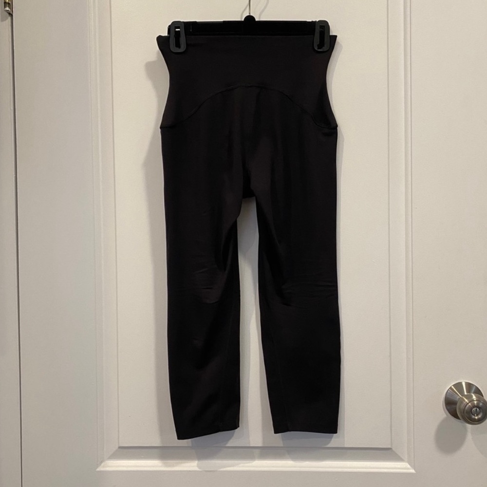 Spanx Booty Boost Active Leggings - Picture 6 of 6